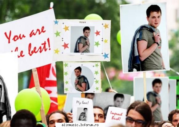 :hi: toata lumea te sustine ce au facut fanii pentru alin