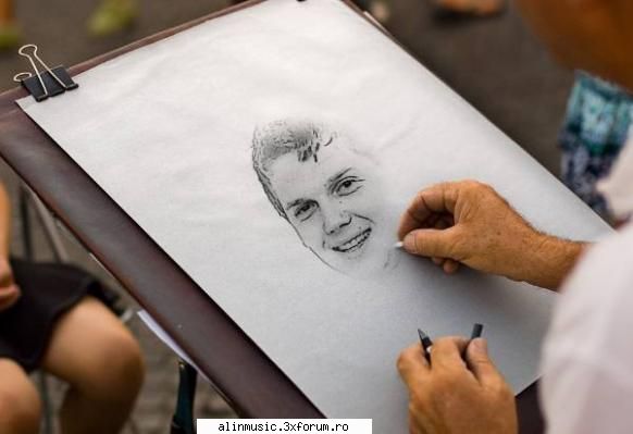 daca as fi avut talent la fi facut chiar eu..dar din pacate nu am :rotfl:  :nebun: ce au facut fanii
